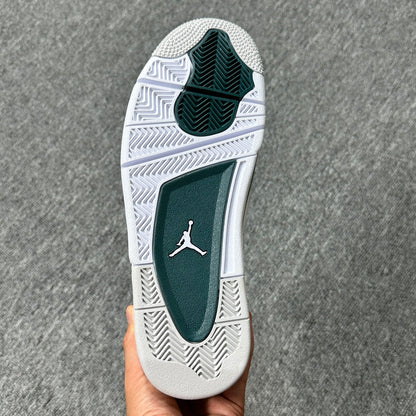 Nike AIR JORDAN RETRO BLANCAS