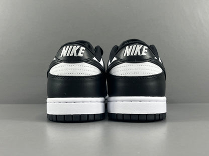 Nike Dunk negras