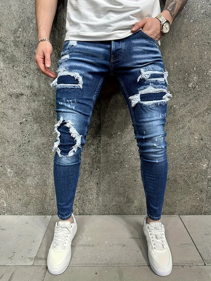 Jeans de hombre con parche desgastado