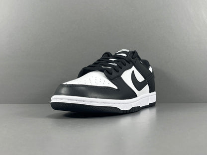 Nike Dunk negras