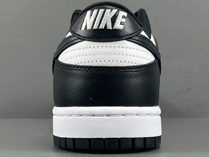 Nike Dunk negras