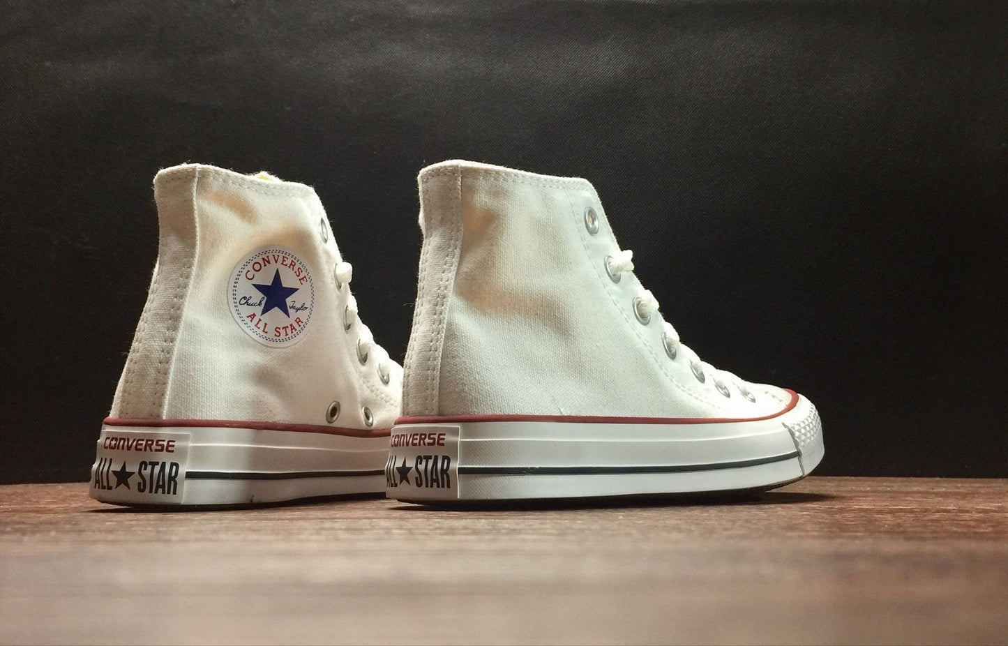 Converse Blancas