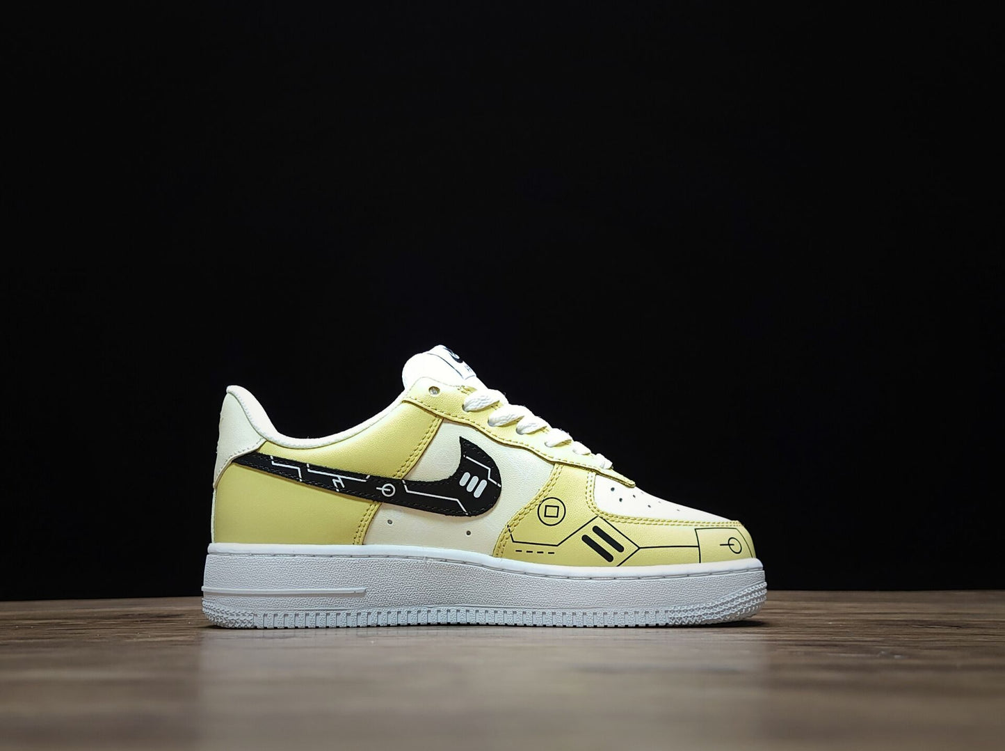 Nike Air Force 1 con dibujos gamer